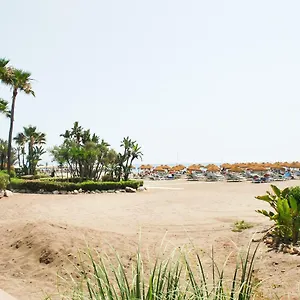 https://living4torremolinos-sea-breeze.es-andalucia.com